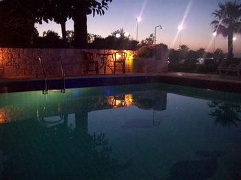 Karavanos Apartments Agioi Apostoli  Dış mekan fotoğraf